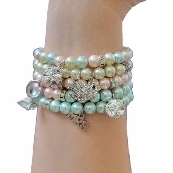 NEW Bridal Wedding Charm Pastel Stretch Bracelet Set - Picture 1 of 4